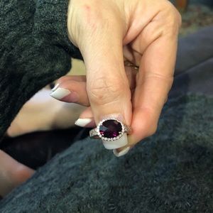 Leavion 14kt rose gold garnet and diamonds ring